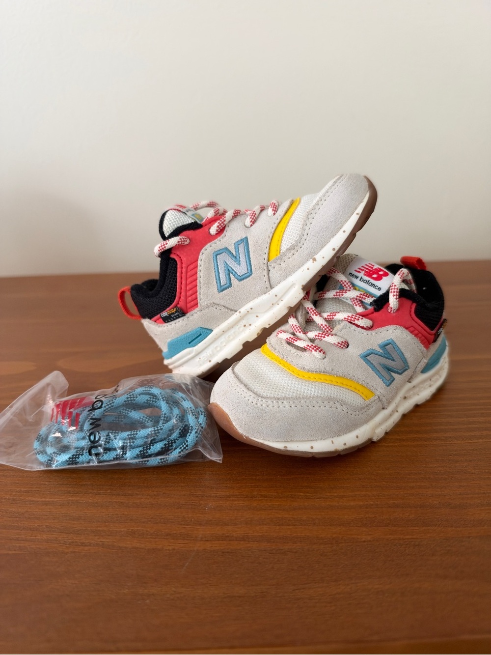 New Balance Toddler size 7 Lace-Up Sneakers